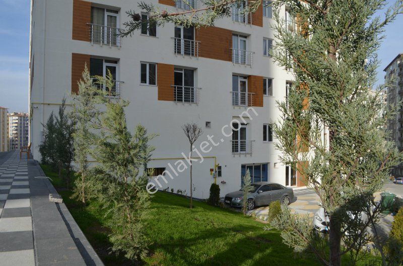 Emlakçıdan Kayseri Talas Mevlana Mahallesi 1+1 Günlük Kiralık Daire 65