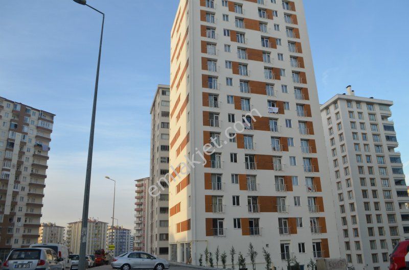 Emlakçıdan Kayseri Talas Mevlana Mahallesi 1+1 Günlük Kiralık Daire 65