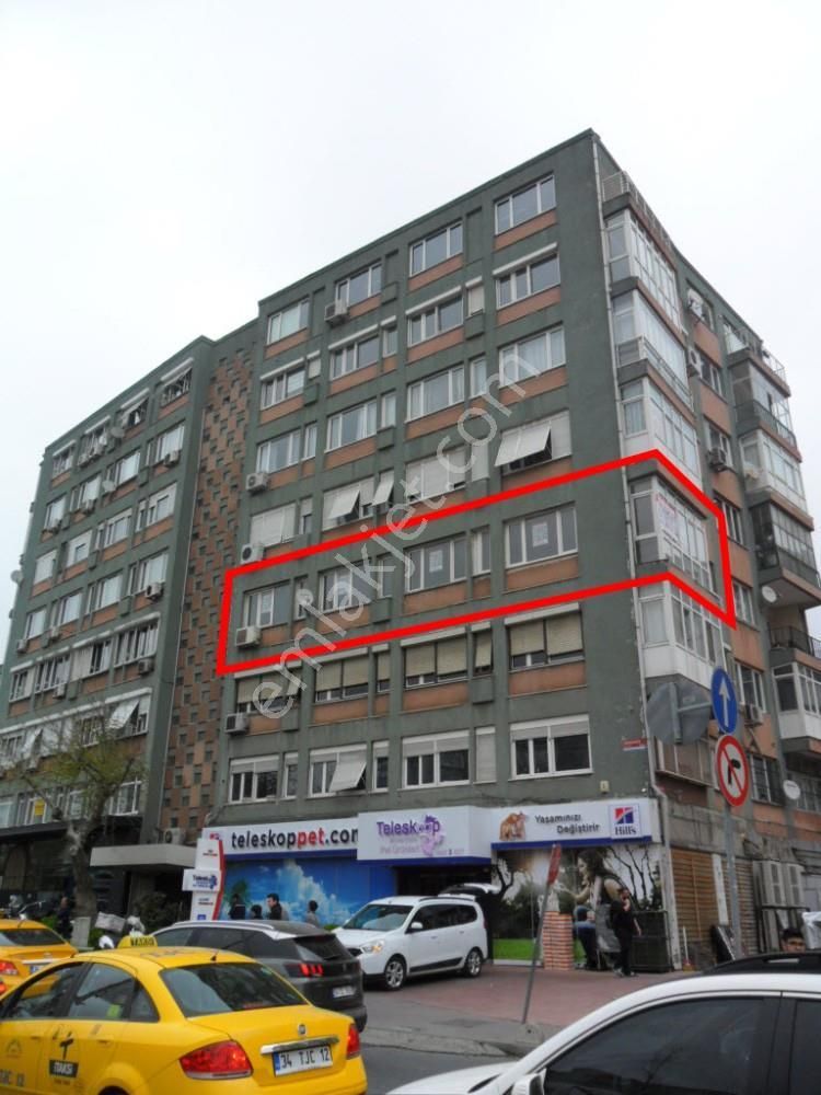 Beşiktaş Balmumcu Kiralık Apartman Dairesi Balmumcu Barbaros Bulvarın Da Manzaralı Otoparklı Ofis