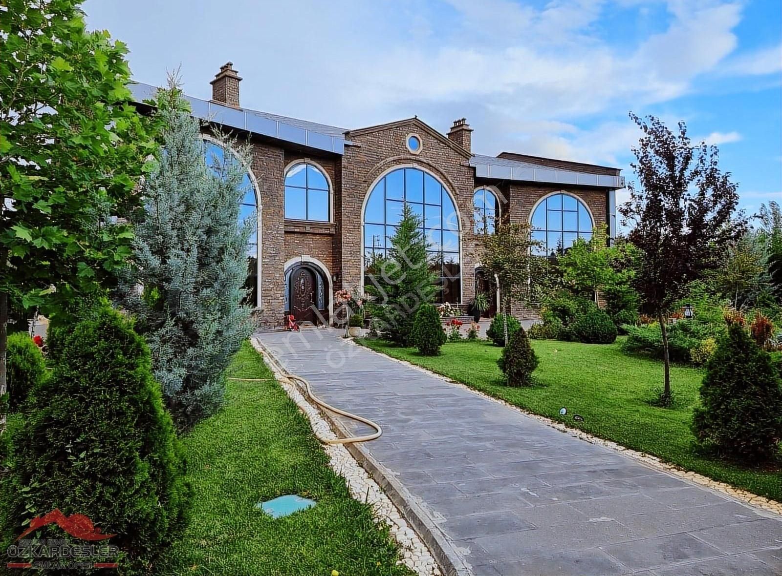 emlakcidan corum alaca cumhuriyet mahallesi 5 2 satilik villa 2 900 000 tl 10094952