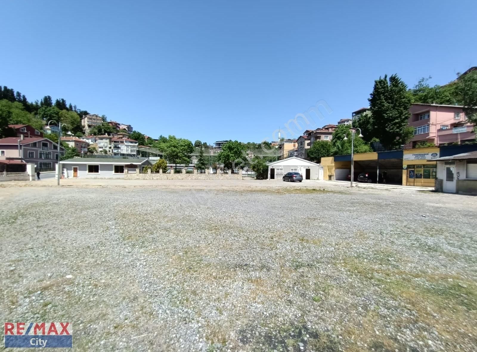 Istanbul Beykoz Kiralik Isyeri Emlakjet