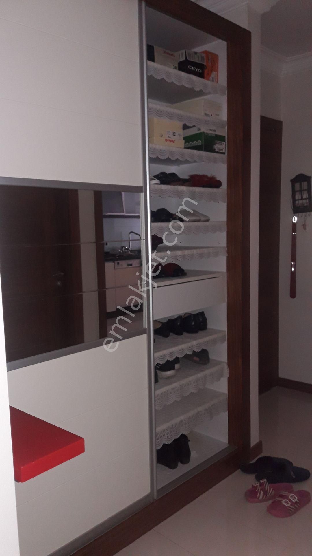 emlakcidan izmir urla kalabak mahallesi 3 1 kiralik mustakil 8 000 tl 10118495