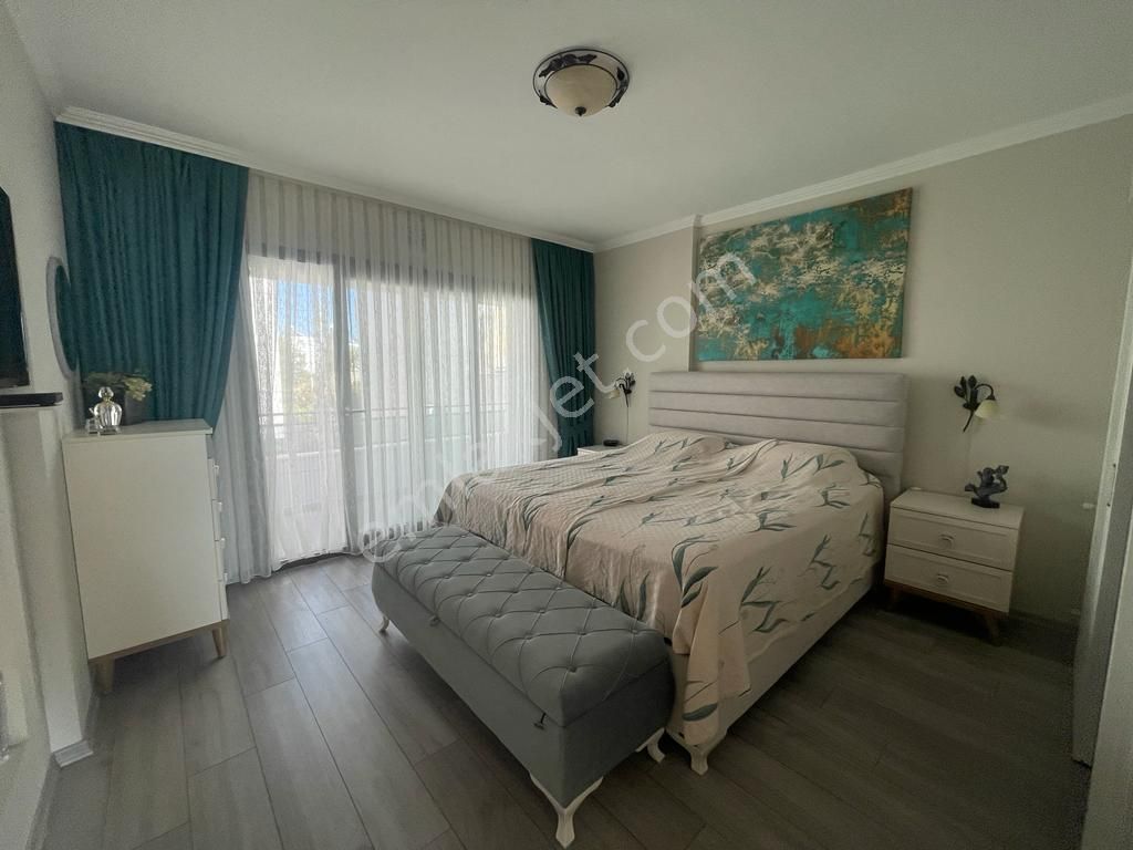 T.reis Bahçelievler Mahallesi'nde Satılık 4+1 Müstakil Dubleks - Görsel 12