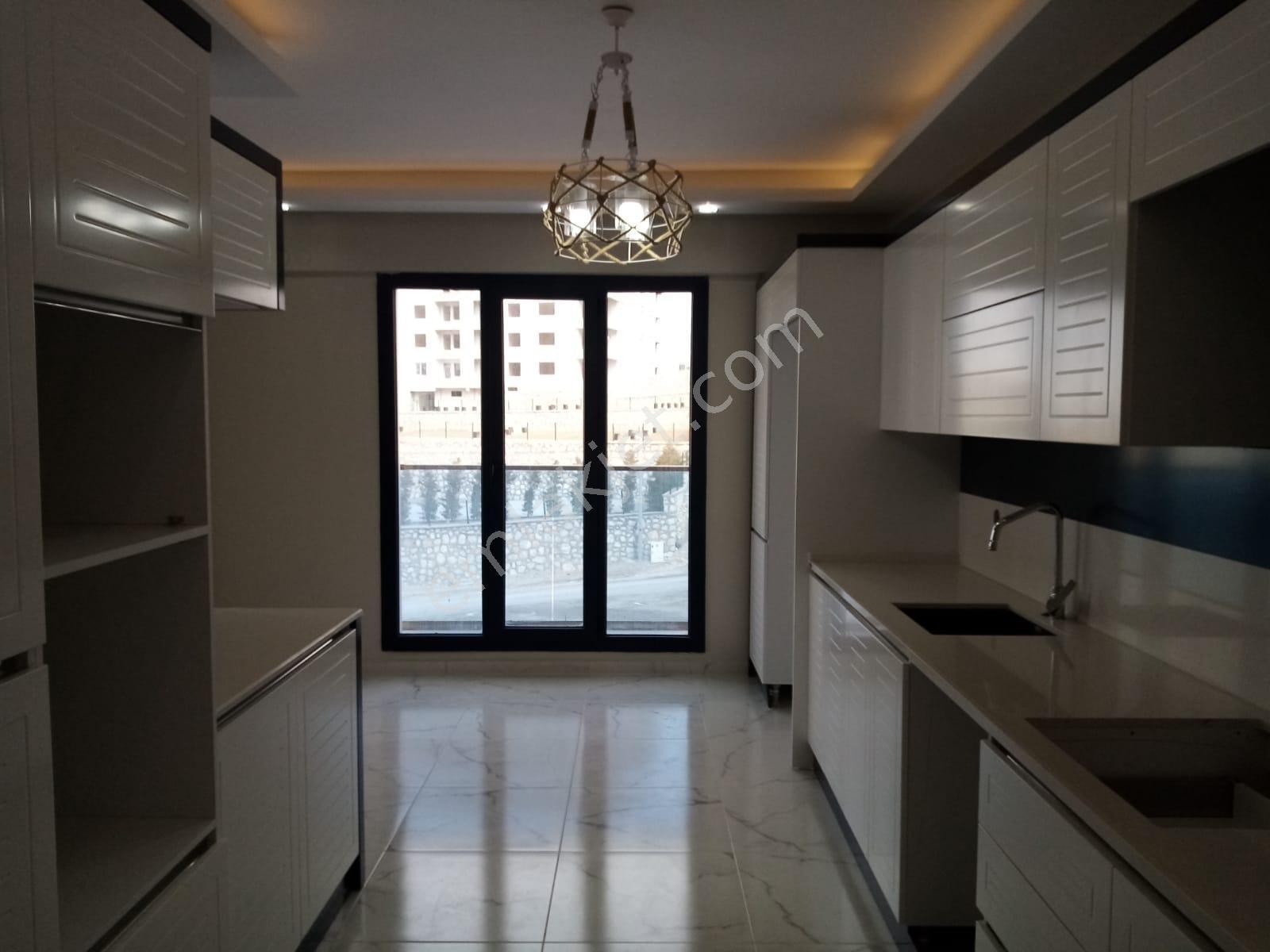 emlakcidan malatya battalgazi cosnuk mahallesi 3 1 satilik daire 600 000 tl 10170156