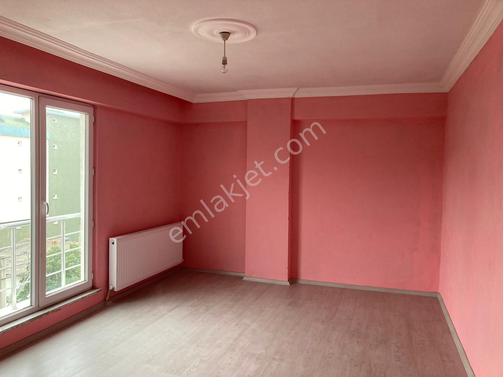 Emlakcidan Tekirdag Cerkezkoy Velikoy Mahallesi 2 1 Kiralik Daire 800 Tl 10171925