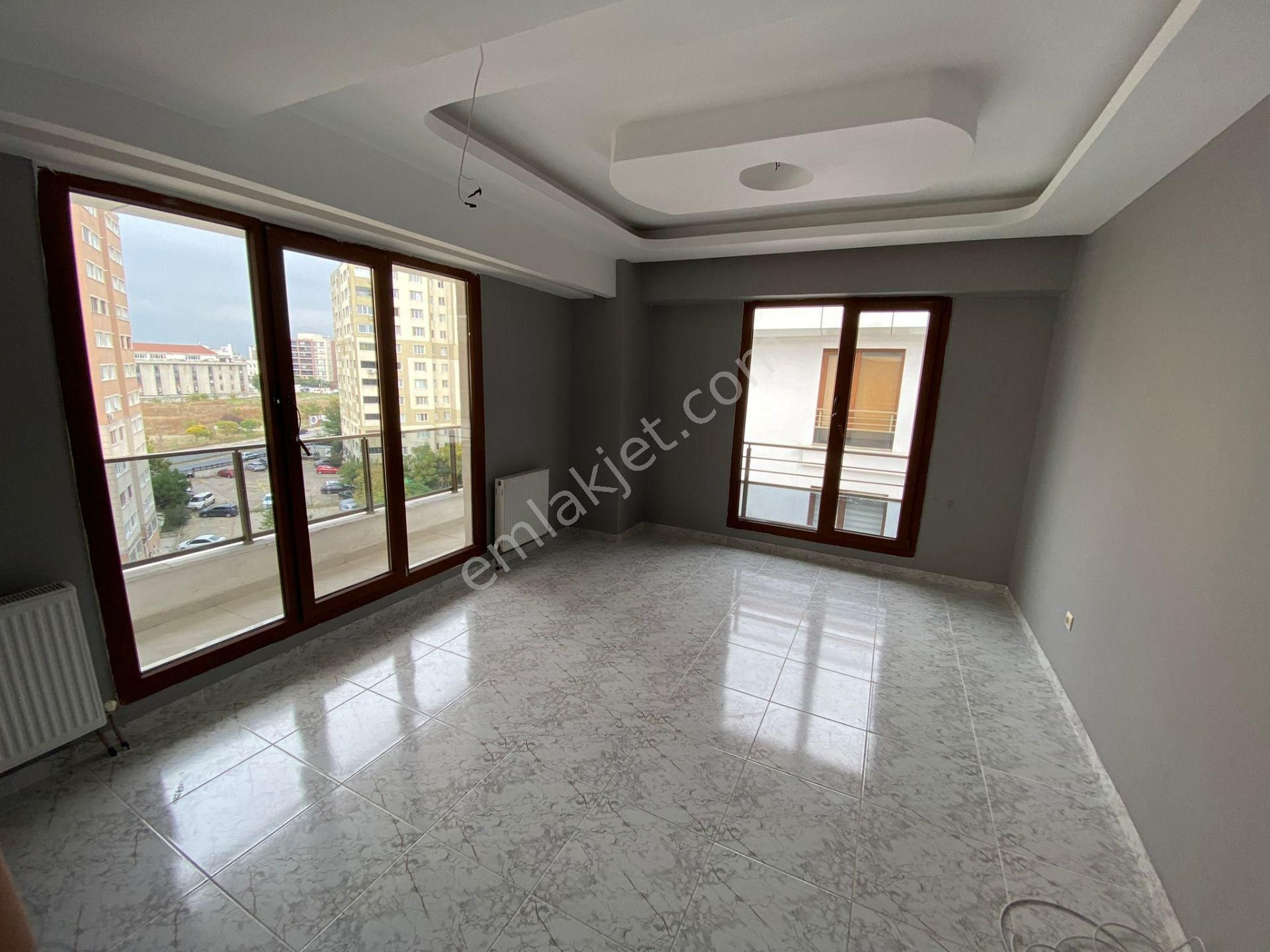 emlakcidan istanbul beylikduzu adnan kahveci mahallesi 3 2 satilik daire 1 290 000 tl 10176844 emlakcidan istanbul beylikduzu adnan kahveci mahallesi 3 2 satilik daire 1 290 000 tl 10176844