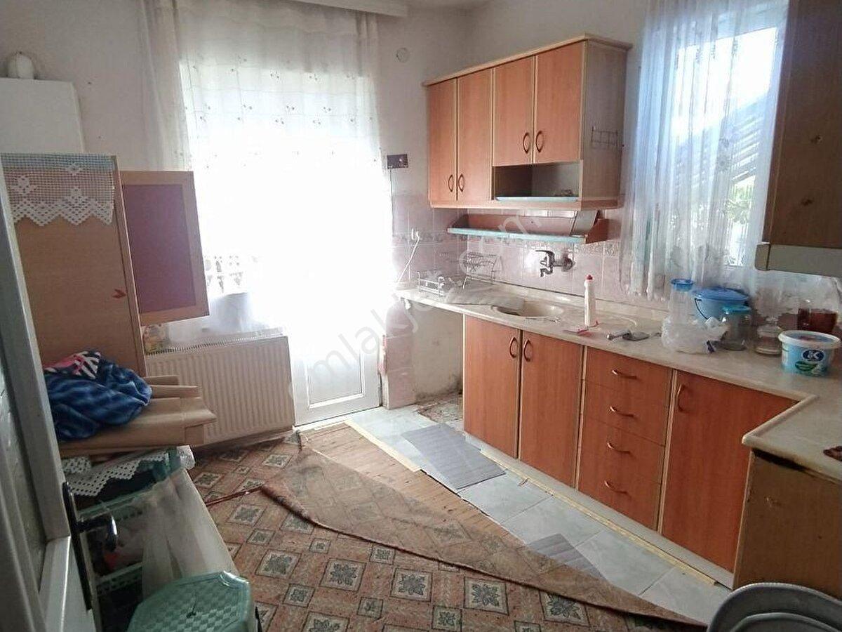 emlakcidan karaman karaman merkez pirireis mahallesi 3 1 kiralik daire 1 400 tl 10186902