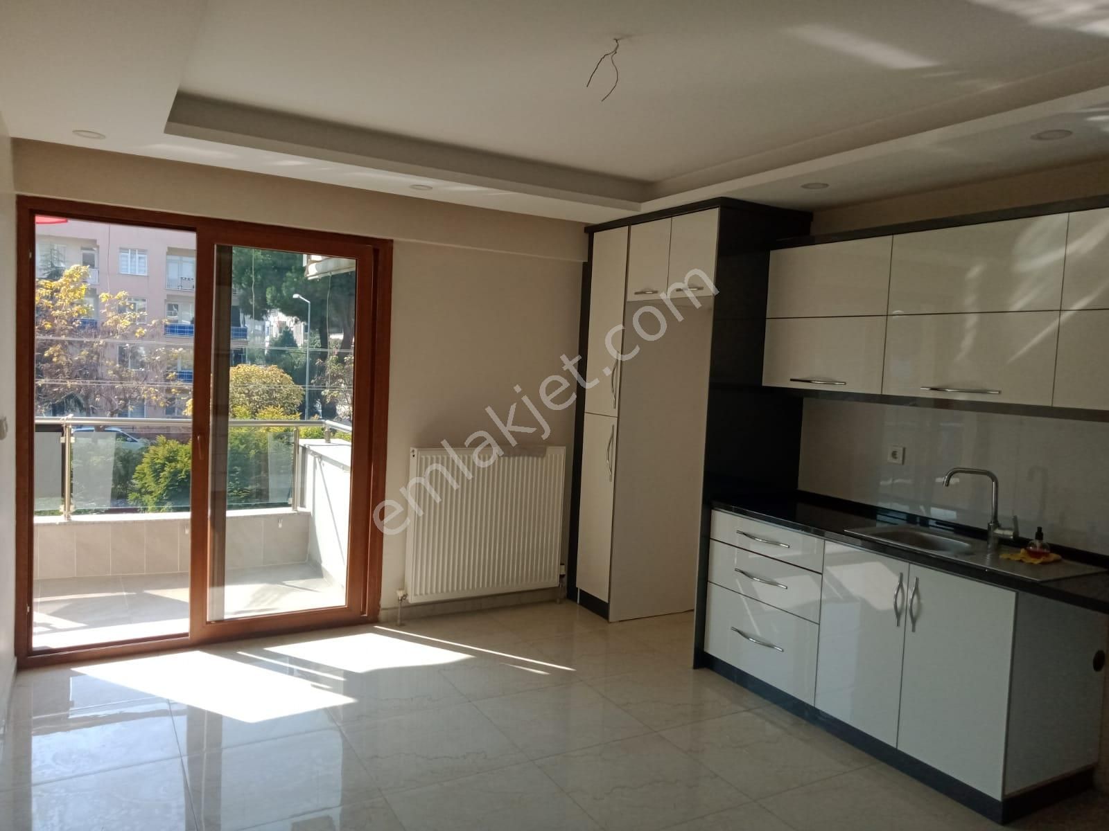 emlakcidan manisa salihli eski cami mahallesi 3 1 satilik daire 930 000 tl 10188907