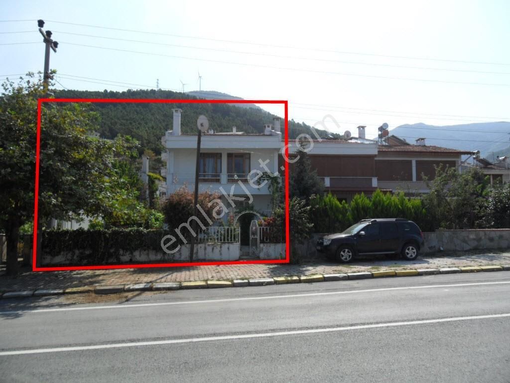 emlakcidan yalova cinarcik esenkoy bld aliye hanim mahallesi 3 1 satilik villa 2 000 000 tl 10193306