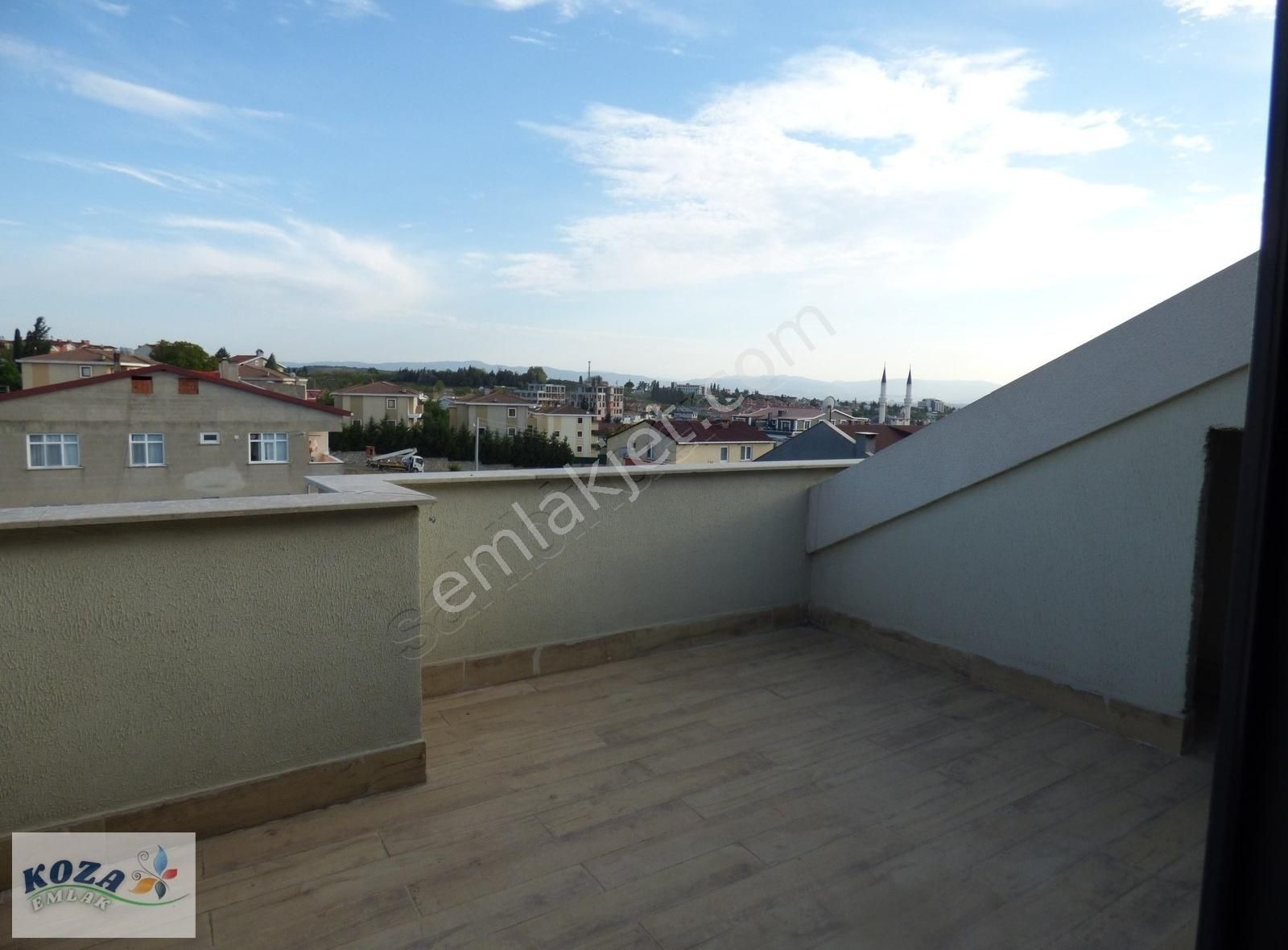 Emlakcidan Kocaeli Darica Bayramoglu Mahallesi 4 1 Satilik Villa 725 000 Tl 9616747