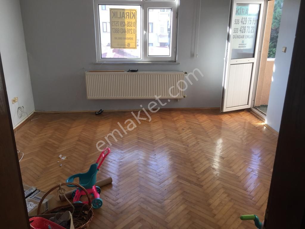 emlakcidan istanbul umraniye armaganevler mahallesi 2 1 kiralik daire 2 700 tl 10208181