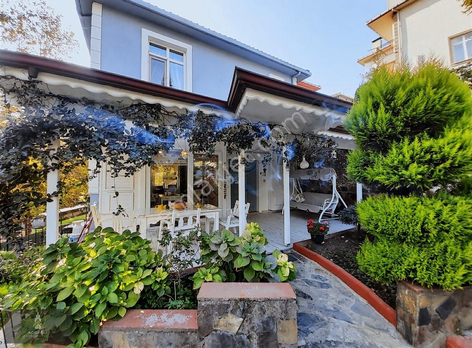 emlakcidan kocaeli izmit akarca mahallesi 6 1 satilik villa 3 290 000 tl 10225389