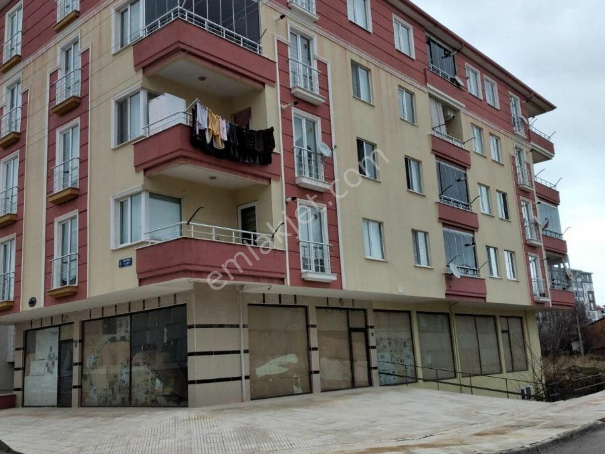 emlakcidan corum corum merkez ulukavak mahallesi 2 1 satilik daire 300 000 tl 10255883