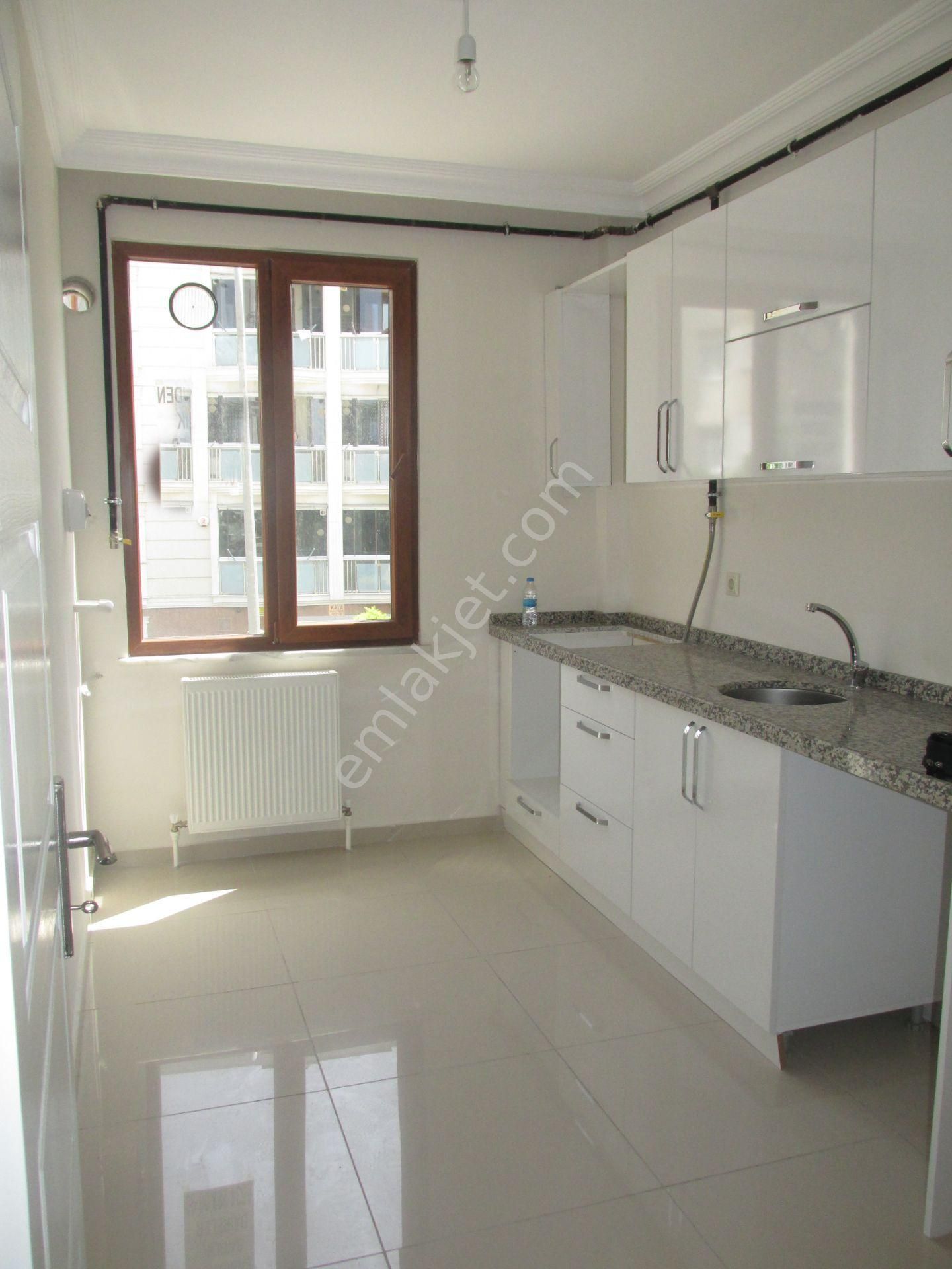 emlakcidan istanbul kartal yakacik carsi mahallesi 3 1 satilik daire 940 000 tl 10262502 emlakcidan istanbul kartal yakacik carsi mahallesi 3 1 satilik daire 940 000 tl 10262502