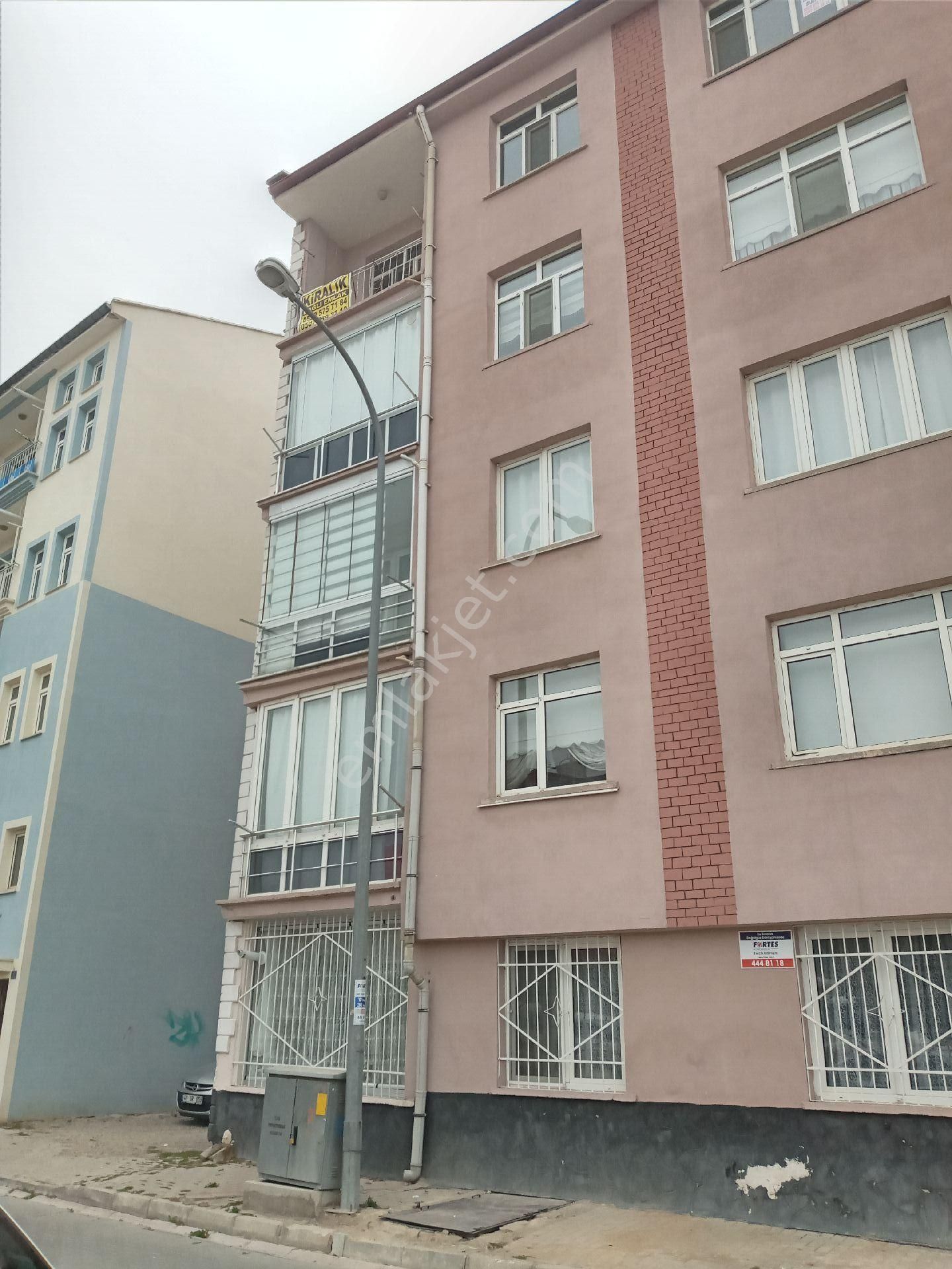 emlakcidan konya aksehir kileci mahallesi 3 1 kiralik daire 750 tl 10270661