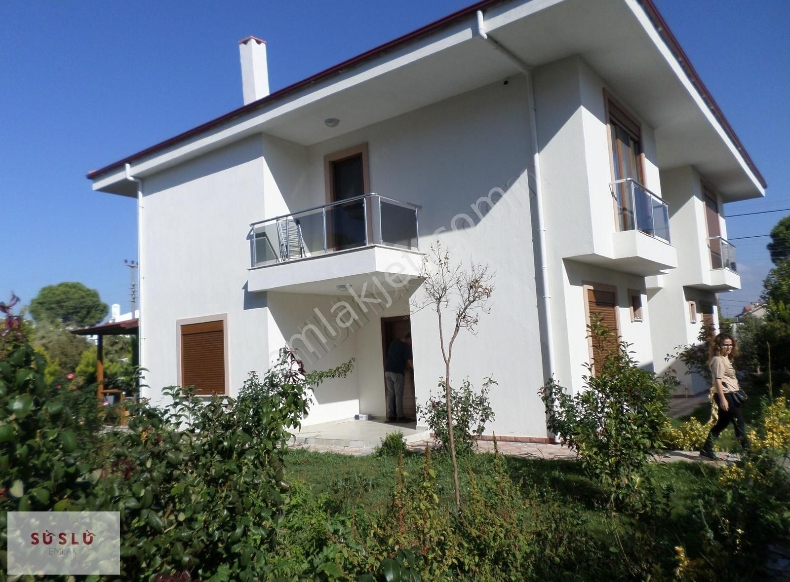 Ayvalık Altınova Satılık Villa Ayvalık Altınova Sahil Sitelerinde Satılık 4+1 Villa