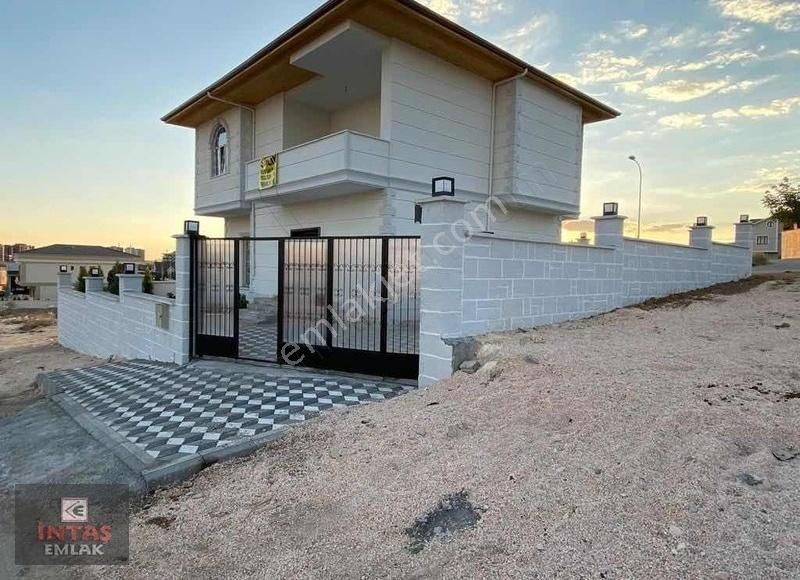 emlakcidan gaziantep sehitkamil sehirgosteren mahallesi 6 1 satilik villa 3 750 000 tl 10294870