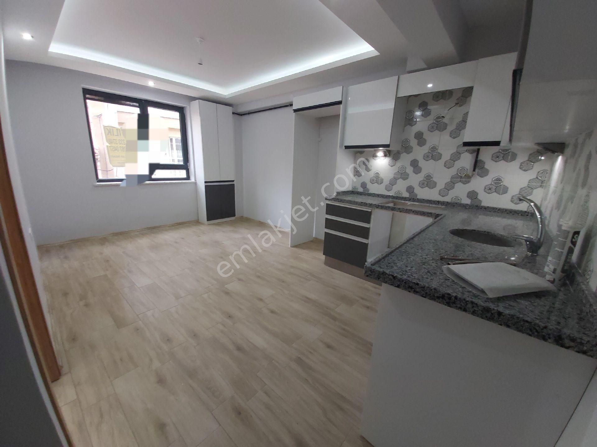 emlakcidan eskisehir tepebasi isiklar mahallesi 1 1 satilik daire 285 000 tl 10303349 emlakcidan eskisehir tepebasi isiklar mahallesi 1 1 satilik daire 285 000 tl 10303349
