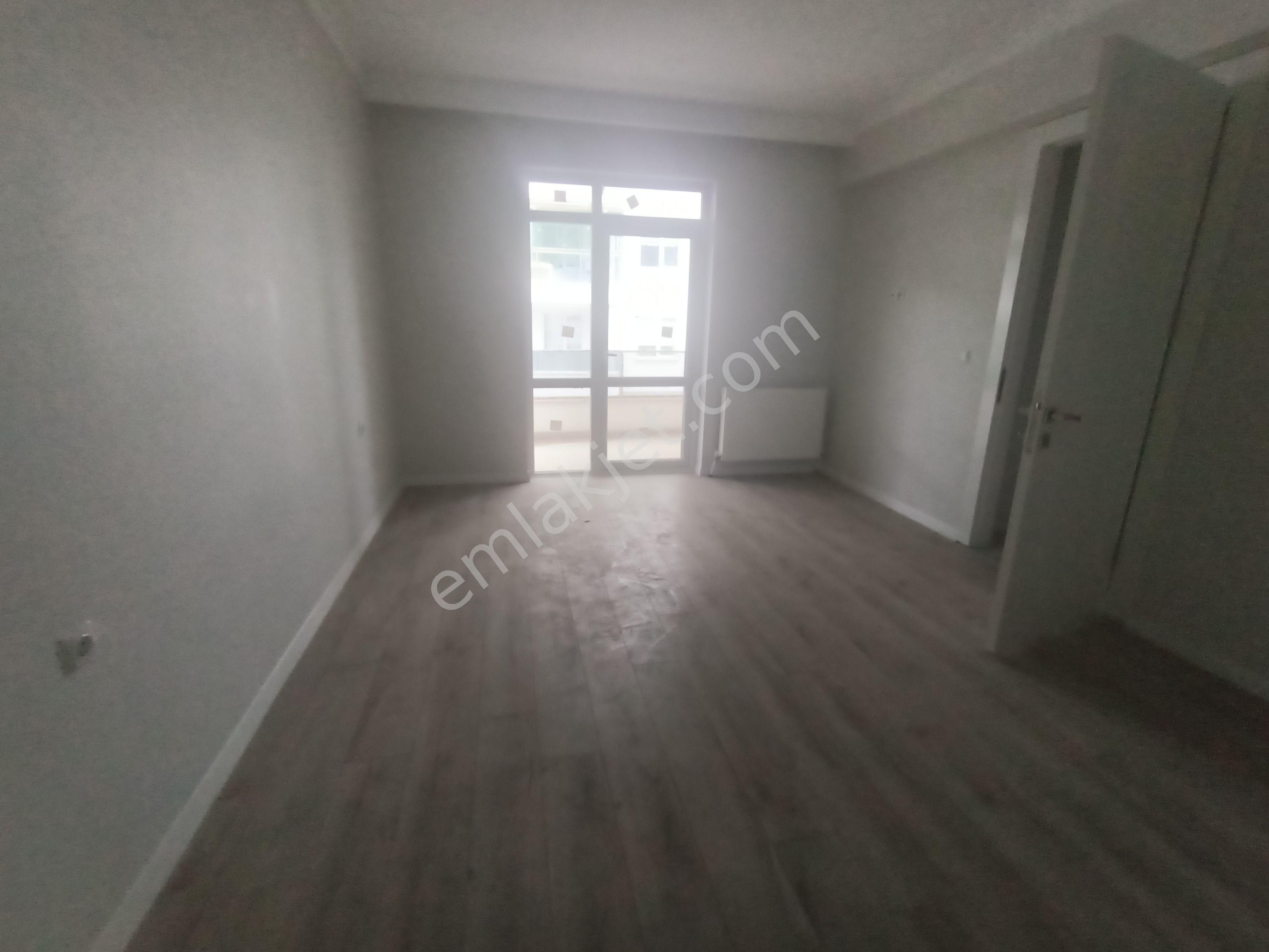 emlakcidan ankara etimesgut ahi mesut mahallesi 3 1 satilik daire 845 000 tl 10303641