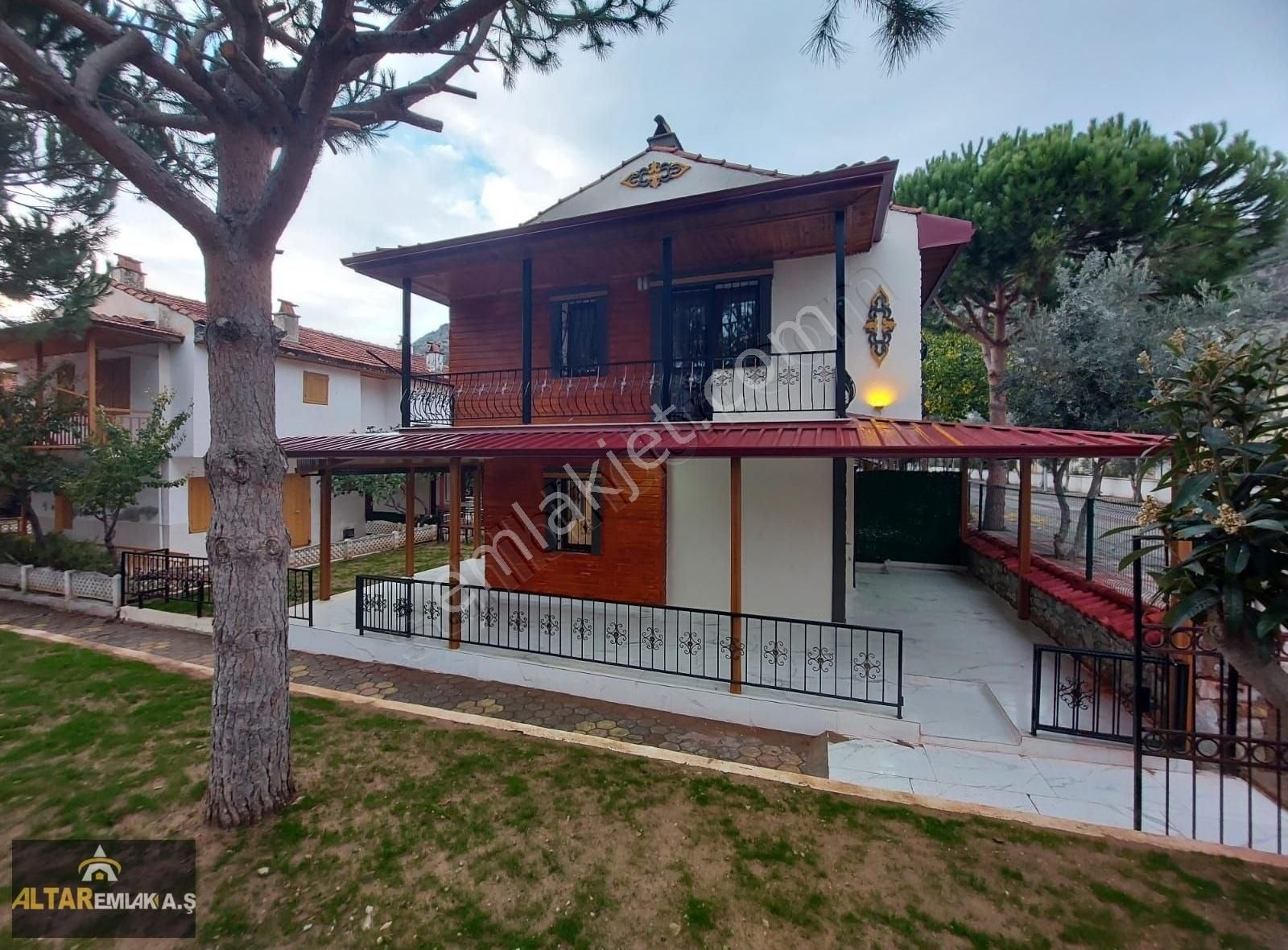 Aydın Kuşadası Yavansu Mahallesi Satılık Ev İlanları ve Fiyatları