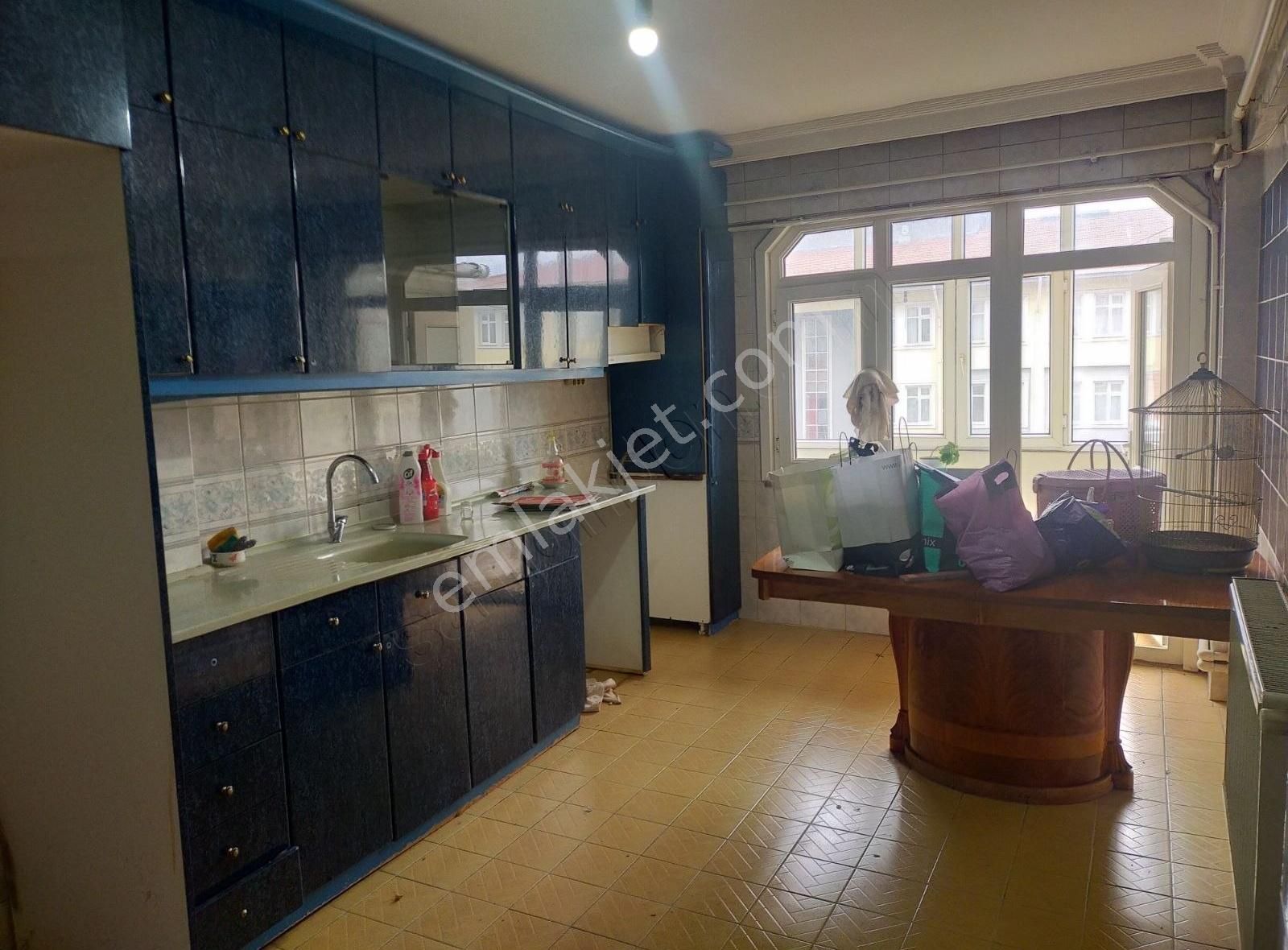 emlakcidan istanbul bagcilar cinar mahallesi 3 1 kiralik daire 3 600 tl 10341445