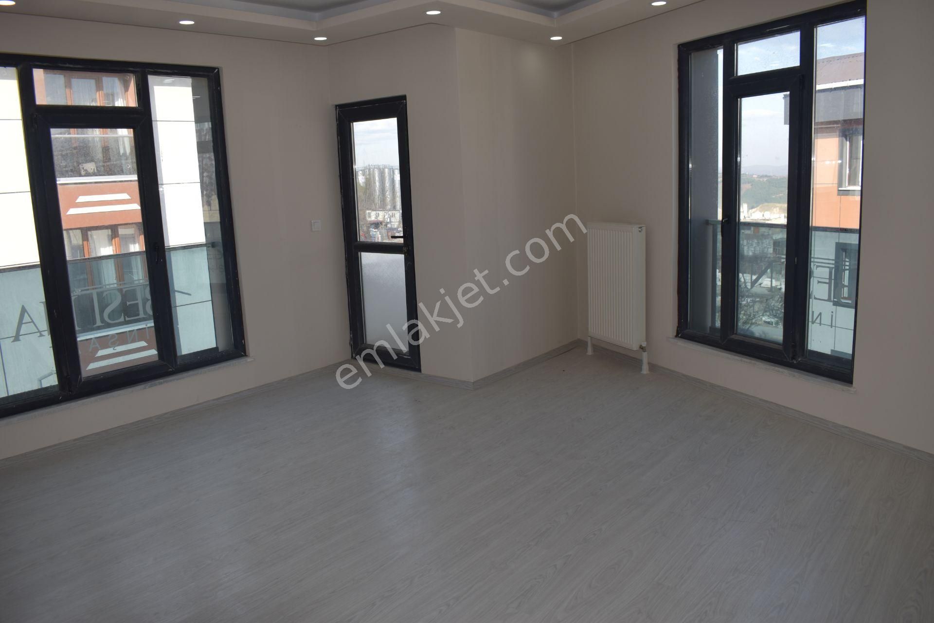 emlakcidan istanbul sultangazi esentepe mahallesi 4 2 satilik daire 922 000 tl 10348067 emlakcidan istanbul sultangazi esentepe mahallesi 4 2 satilik daire 922 000 tl 10348067