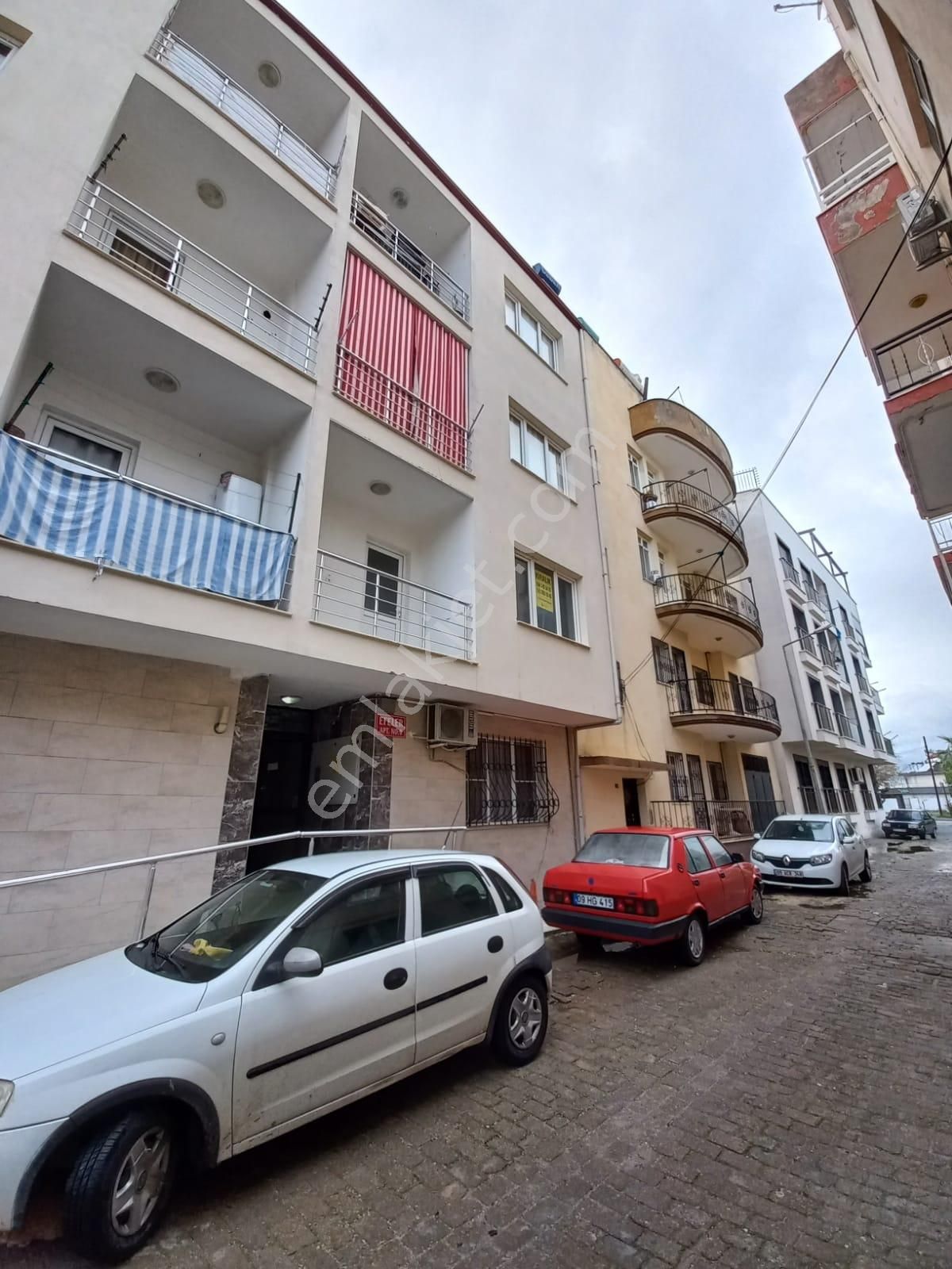 emlakcidan aydin kusadasi davutlar mahallesi 4 1 kiralik villa 4 500 000 tl 10388512