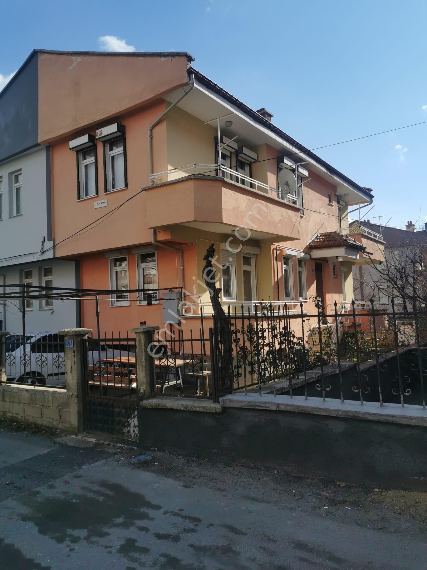 emlakcidan konya aksehir gazi mahallesi 6 1 satilik mustakil 335 000 tl 9658902