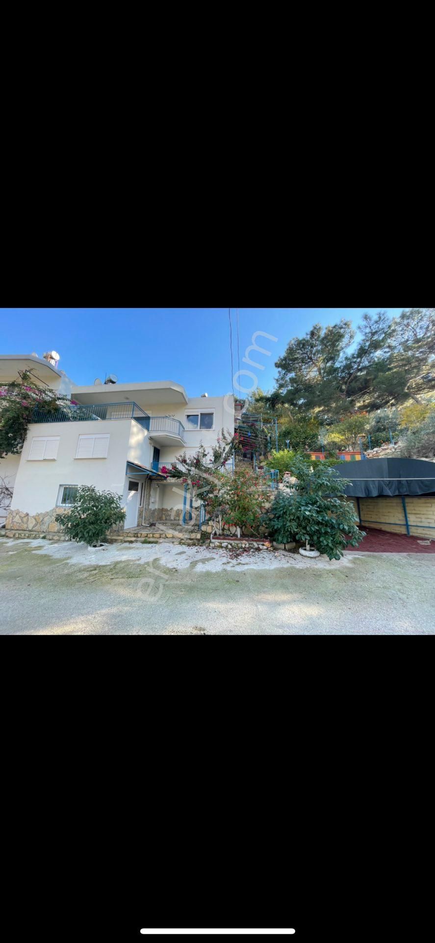 Müstakil Bahçeli 3 Katlı Daire - Görsel 10