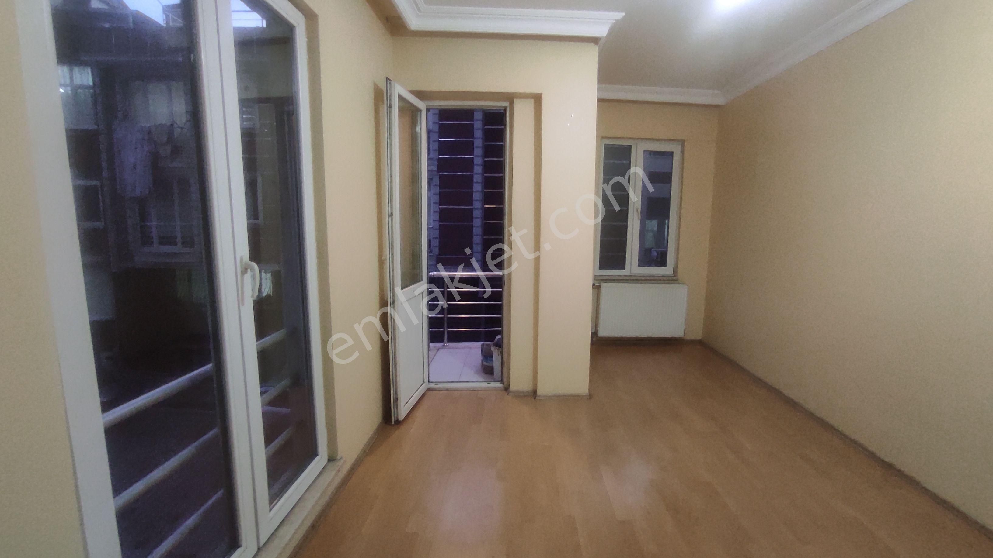 emlakcidan istanbul kagithane hurriyet mahallesi 2 1 kiralik daire 3 300 tl 10413580