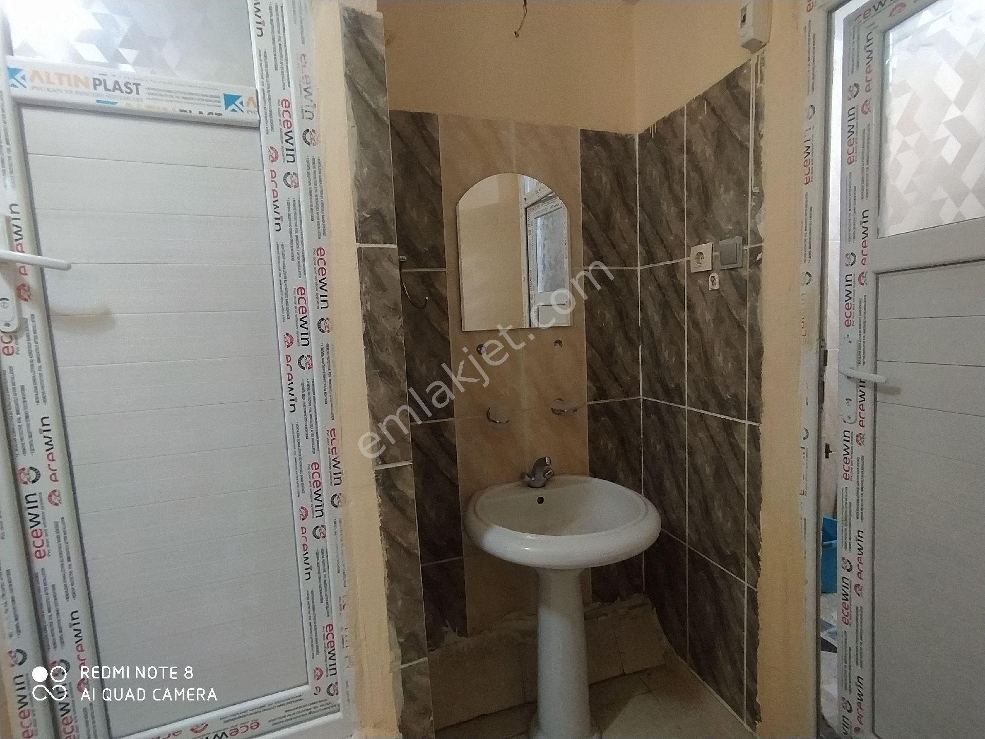 Merkezi Yer,2+0 Odalı,ayrı Mutfak,ful+ful Eşyalı,bakımlı,temiz,daha Uygunu Eşyalı Ev Yok! - Görsel 7