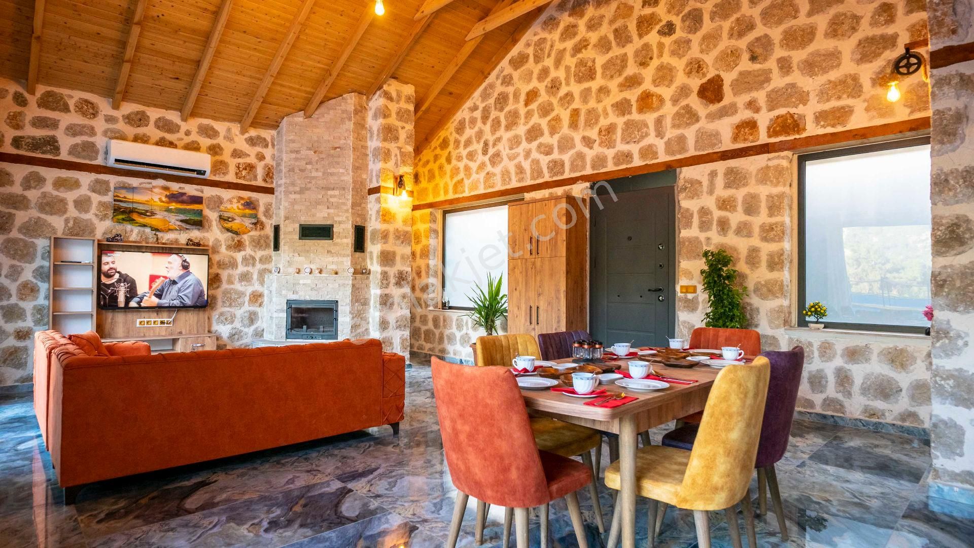 Antalya Kaş İslamlar'da Satılık Lüks Villa - Görsel 3