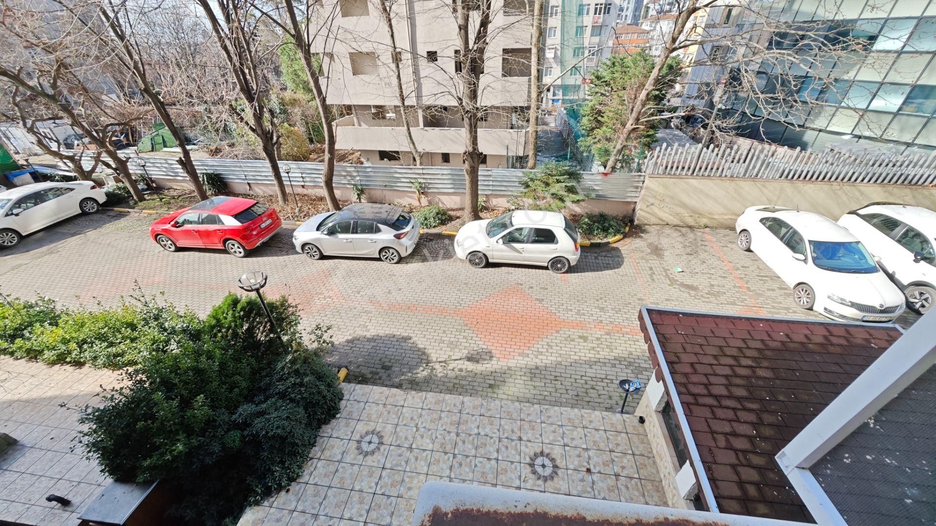 Barbaros Bulvarı Ertuğrul Sitesinde Otoparklı Klimalı Daire - Görsel 25