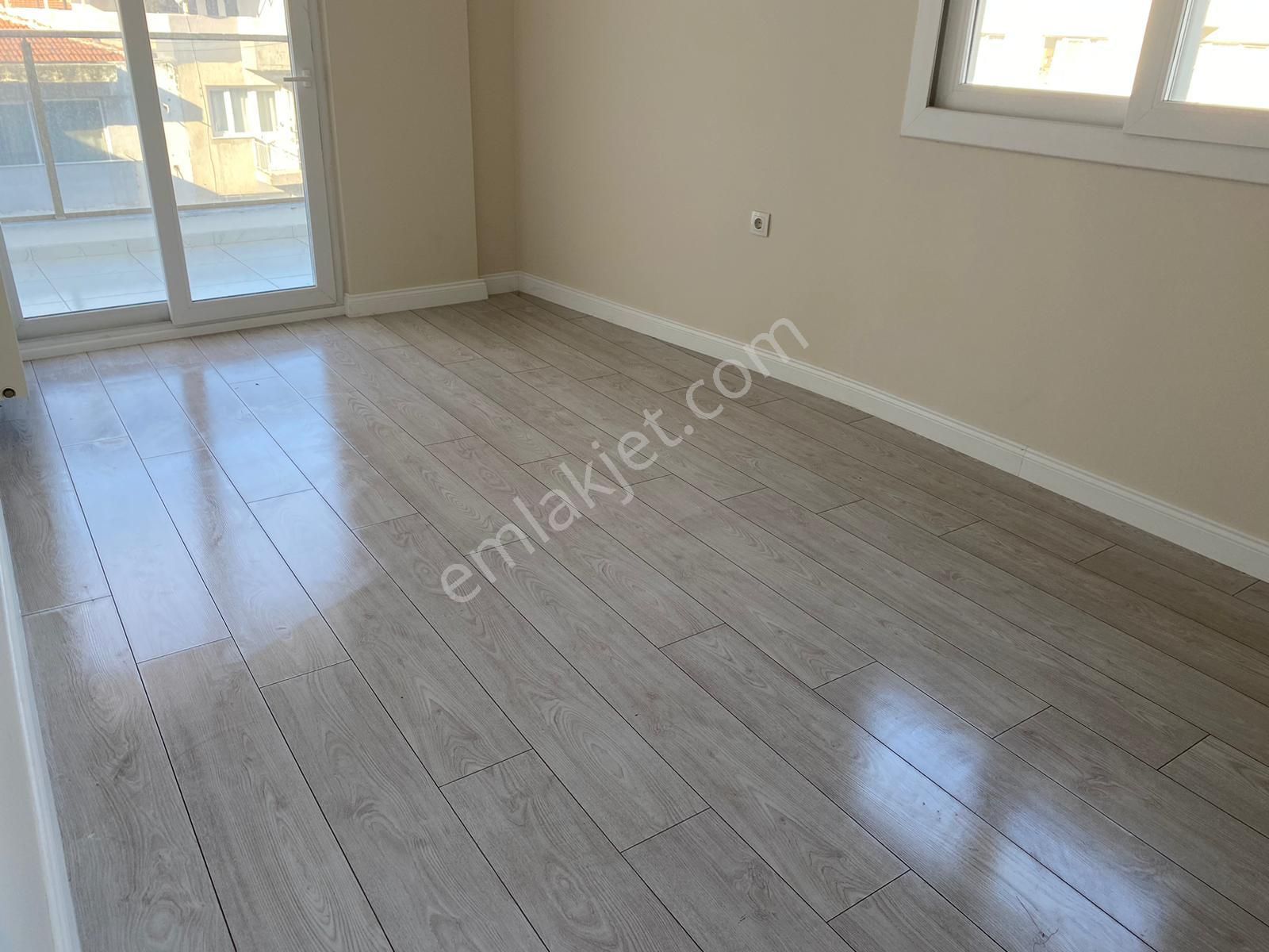 Noktada Caddeye Yakın 3+1 Yeni Binada Sıfır Daire - Görsel 24