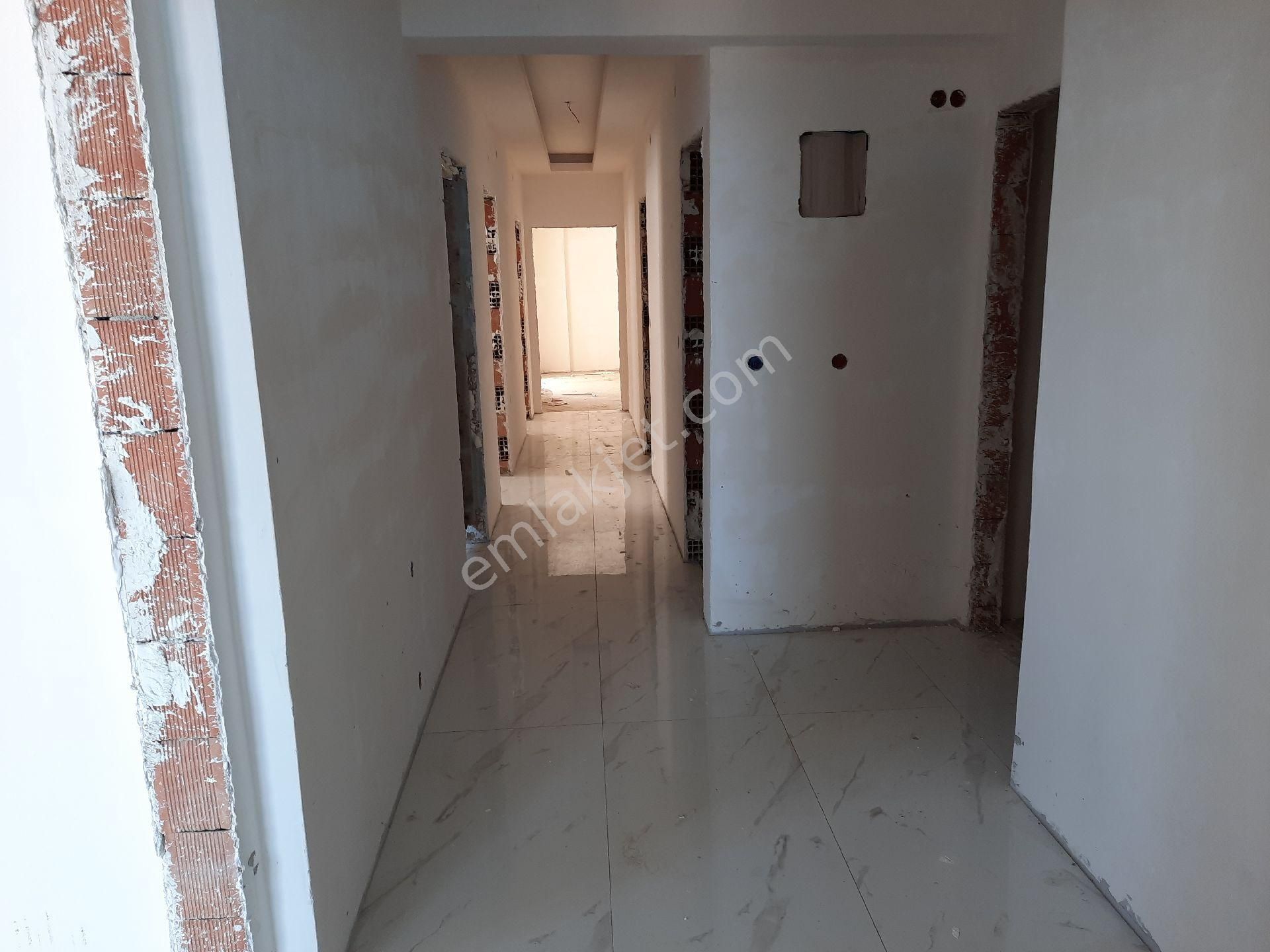 Karşıyakada Satılık Daireler 4+1 Denizmanzaralı - Görsel 16