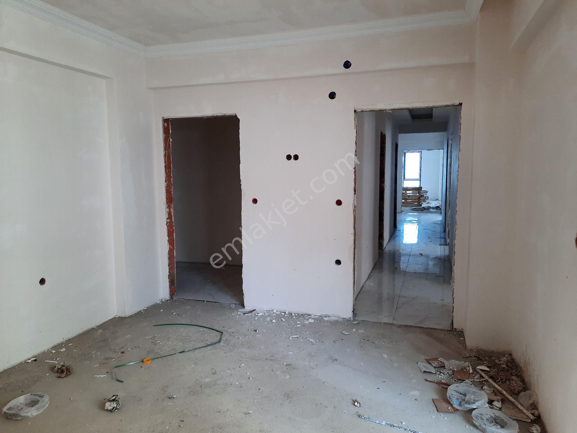 Karşıyakada Satılık Daireler 4+1 Denizmanzaralı - Görsel 12