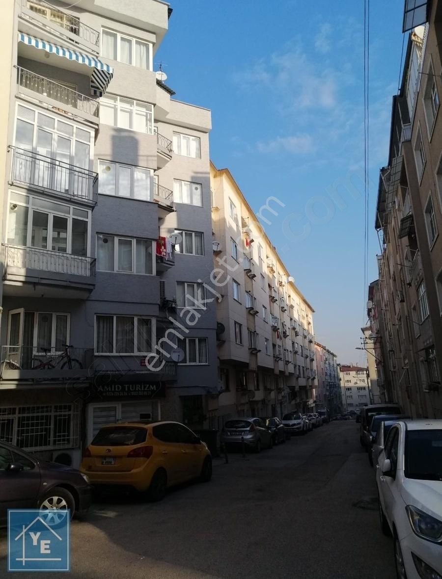Altıparmak Caddesinin Bir Alt Sokağın Da Kiralık Daire