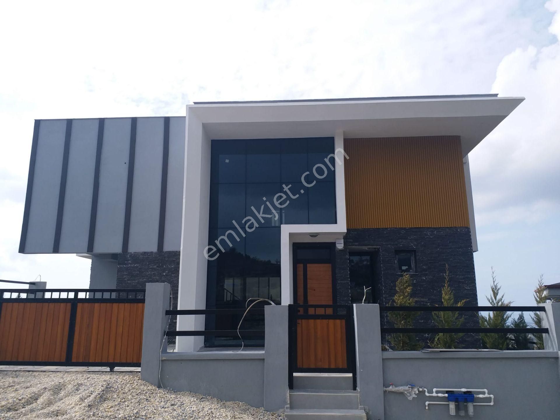 Kuşadası'nda Kapanmaz Deniz Manzaralı Satılık Müstakil Villa - Görsel 28