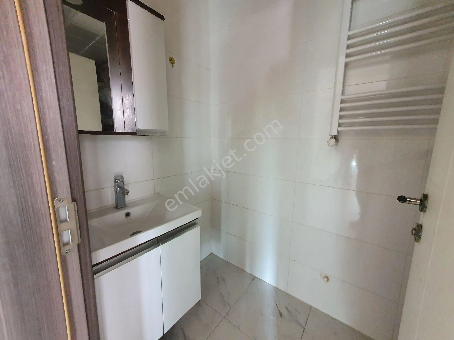 Bornova Da 1+1 Kiralık - Görsel 3