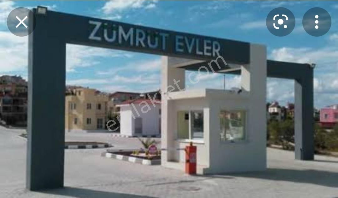 Seferihisar Tepecik Satılık Konut İmarlı SEFERİHİSAR ZÜMRÜT EVLERİ SİTESİNDE 350 M2 VİLLA ARSALARI 