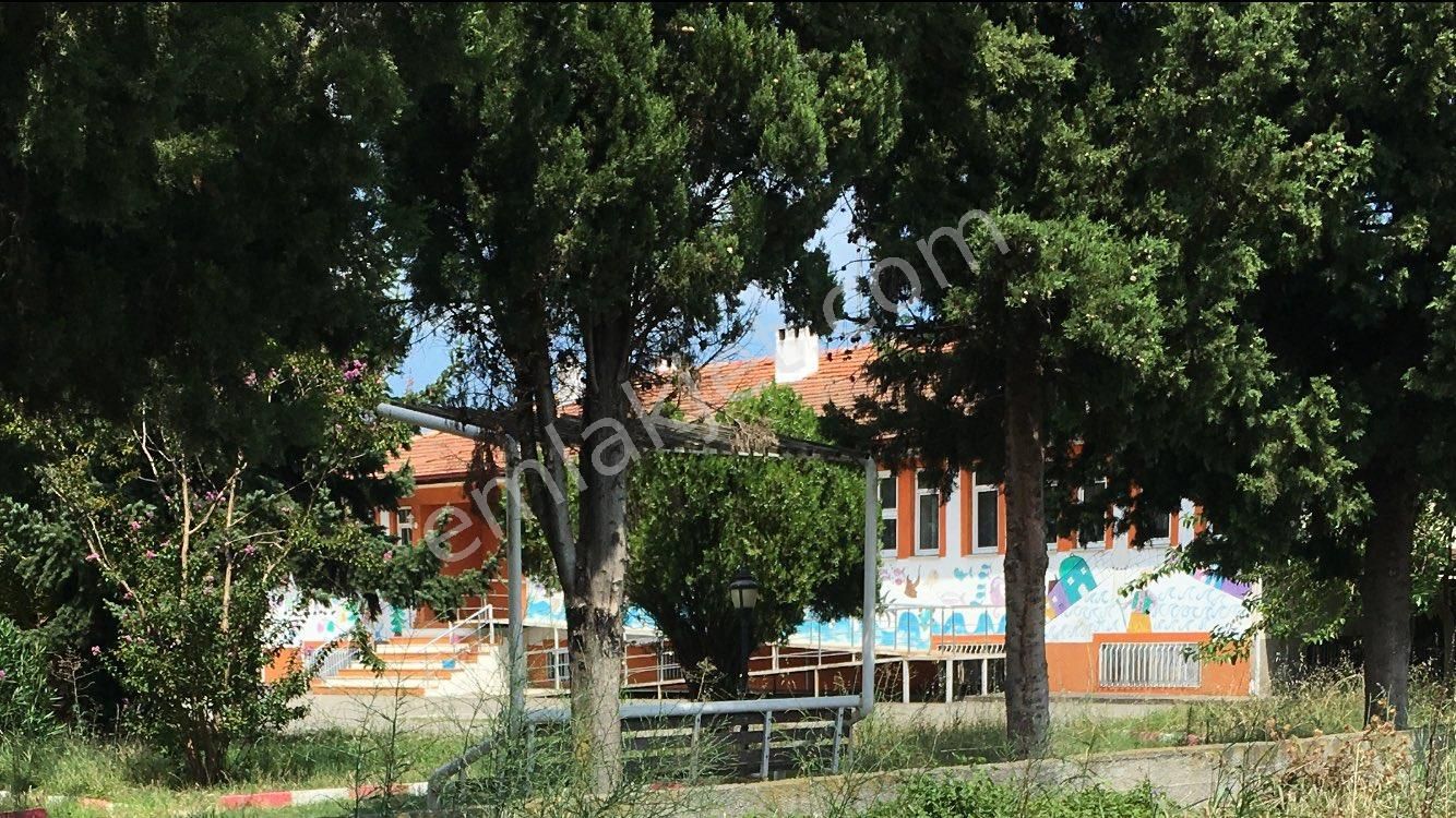 Dereköy Merkezde Villa İmarlı Arsa