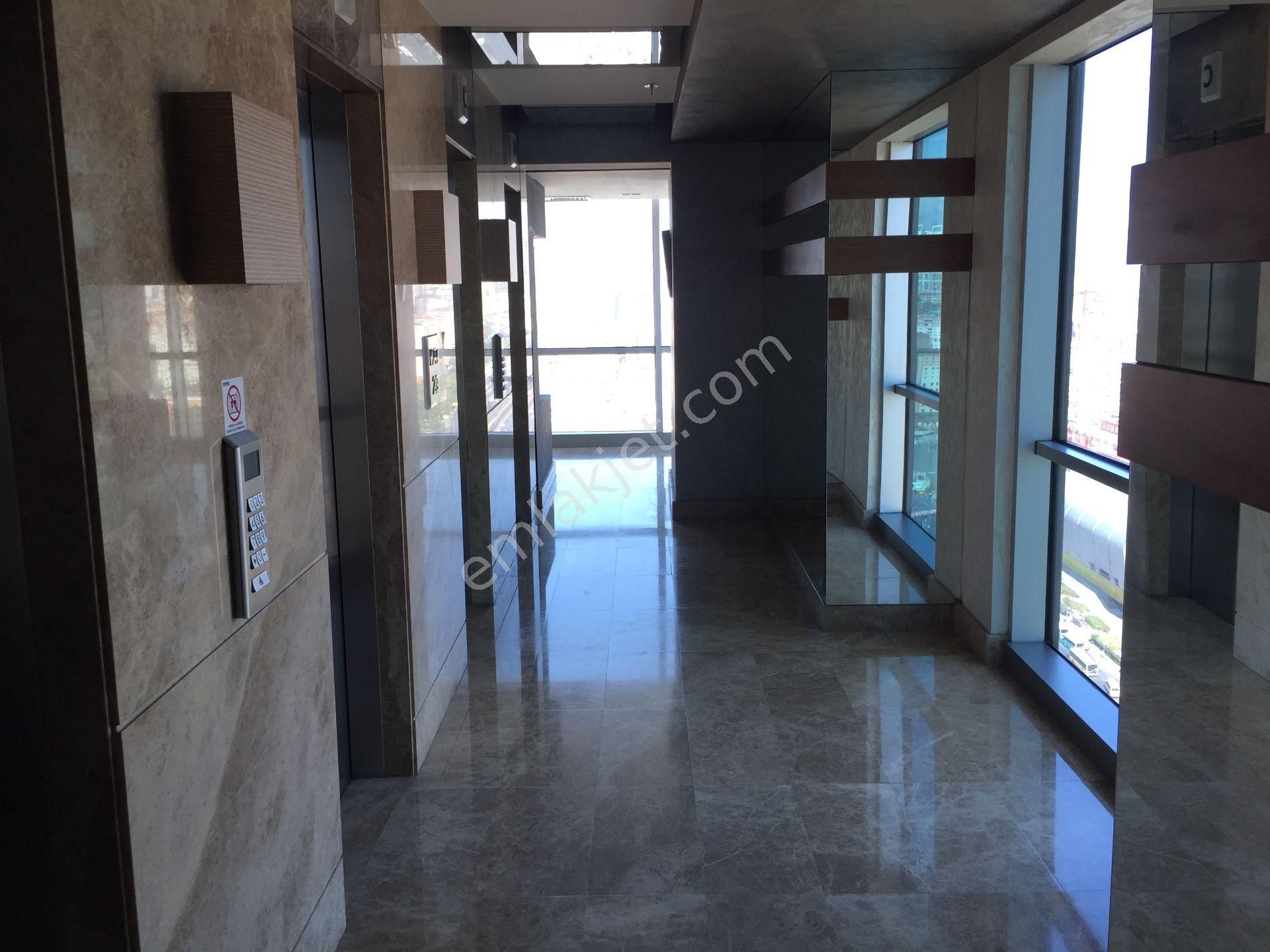 Skyport Katta Tek Size Özel Manzaralı Teraslı 4+2 Satılık Ofis - Görsel 30