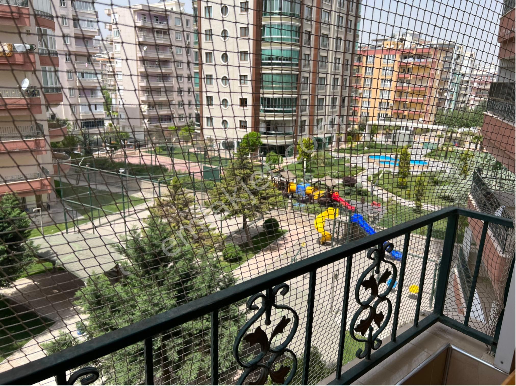 Karaköprü Akpıyar Satılık Daire Diyarbakır yoluna yakın, arakat, 4+1, full üzeri full daire