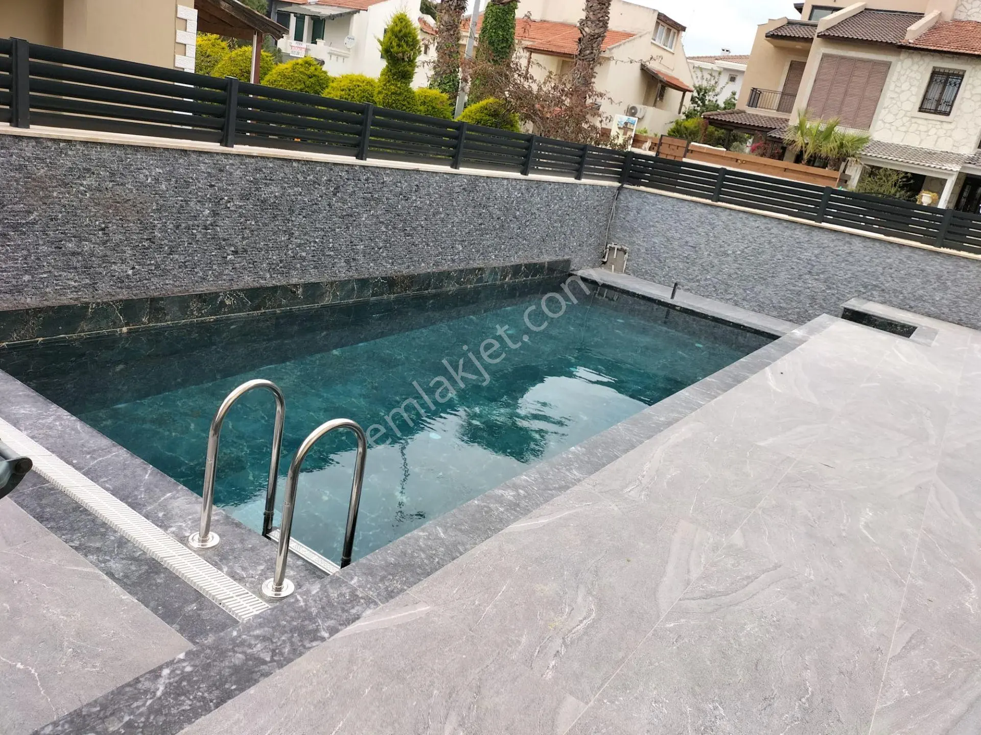 Alaçatı Göbene De Sezonluk Kiralık Müstakil Ev Ve Havuzlu Villa - Görsel 30