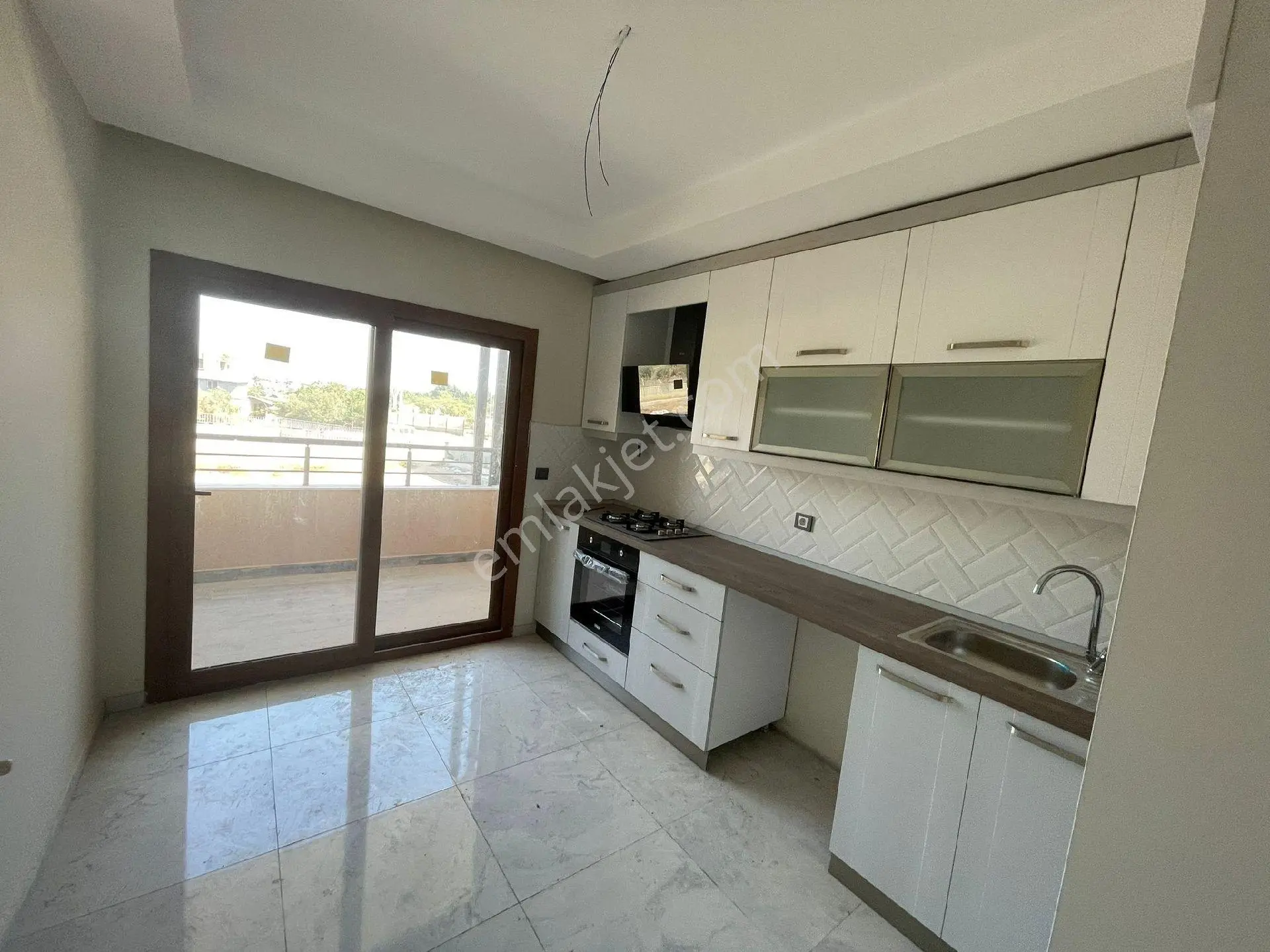 Kavaklı Mh Cem Evi Civarı Park Konumlu Sıfır 2+1 - Görsel 2