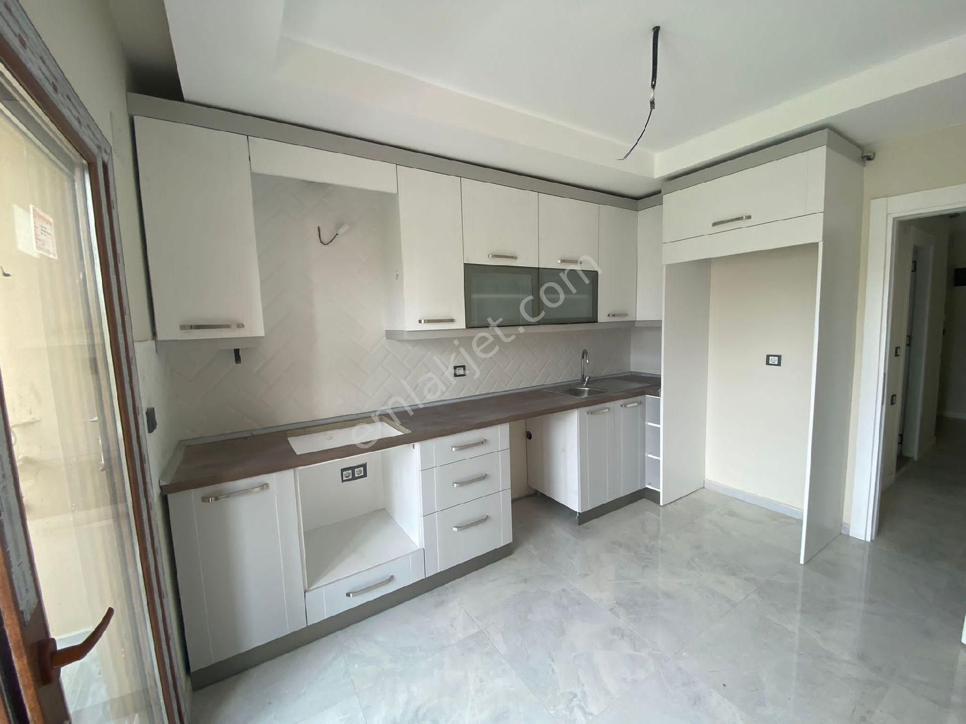 Tarsus Kavaklı Satılık Daire KAVAKLI MH CEM EVİ CİVARI PARK KONUMLU SIFIR 2+1  