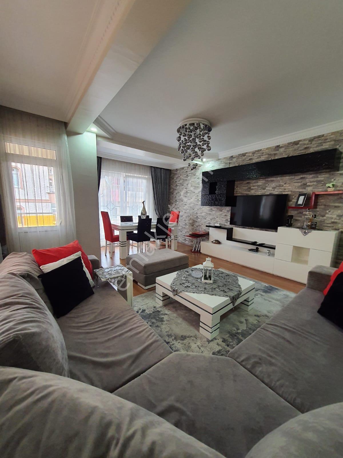 Güngören Güven Mah Nefin Karşısında 13 Yıllık 5+1 230m2 Dubleks - Görsel 3