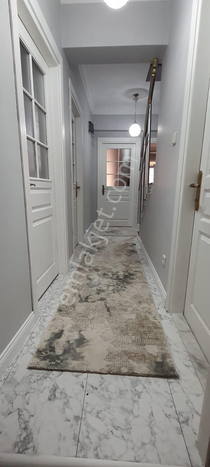 Güngören Güven Mah Nefin Karşısında 13 Yıllık 5+1 230m2 Dubleks - Görsel 14