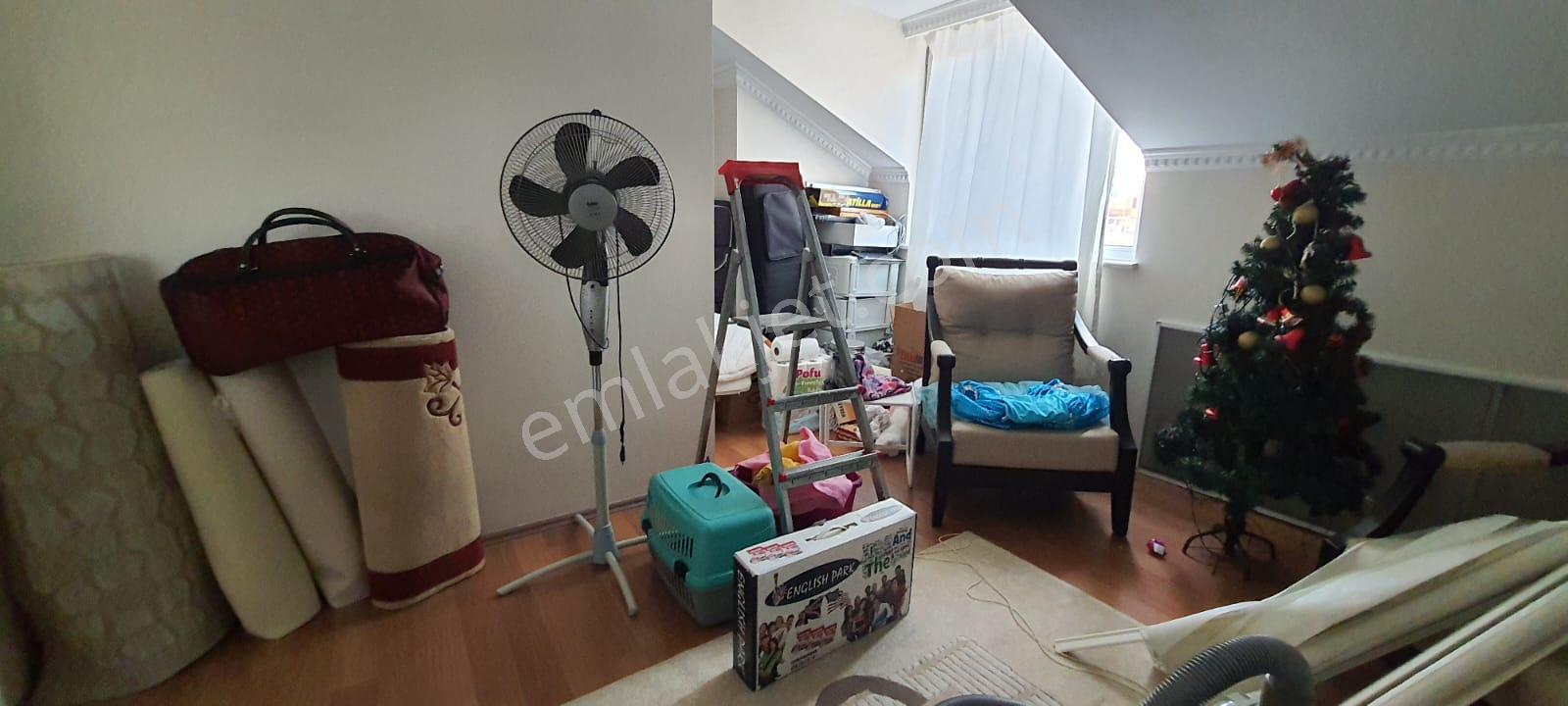 Güngören Güven Mah Nefin Karşısında 13 Yıllık 5+1 230m2 Dubleks - Görsel 31