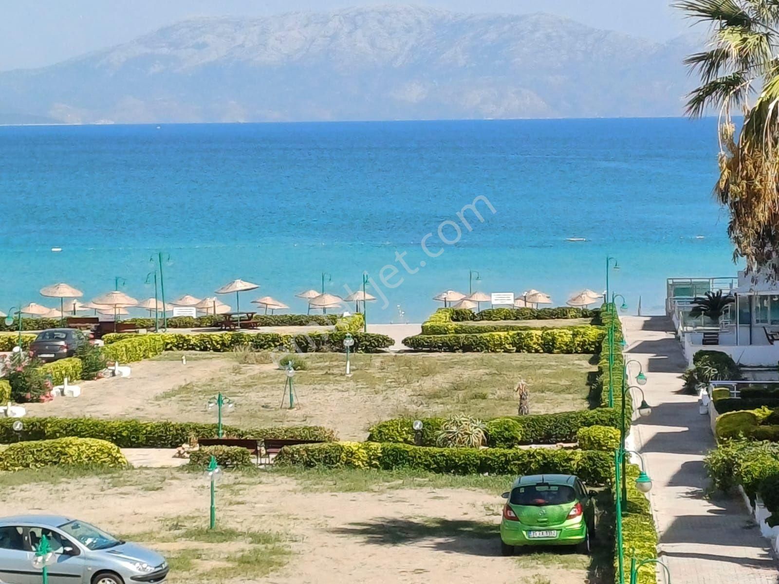 Boyalık Yaz Ayları Denize Sıfır Özel Plajlı Sitede Dubleks 2+1 - Görsel 7